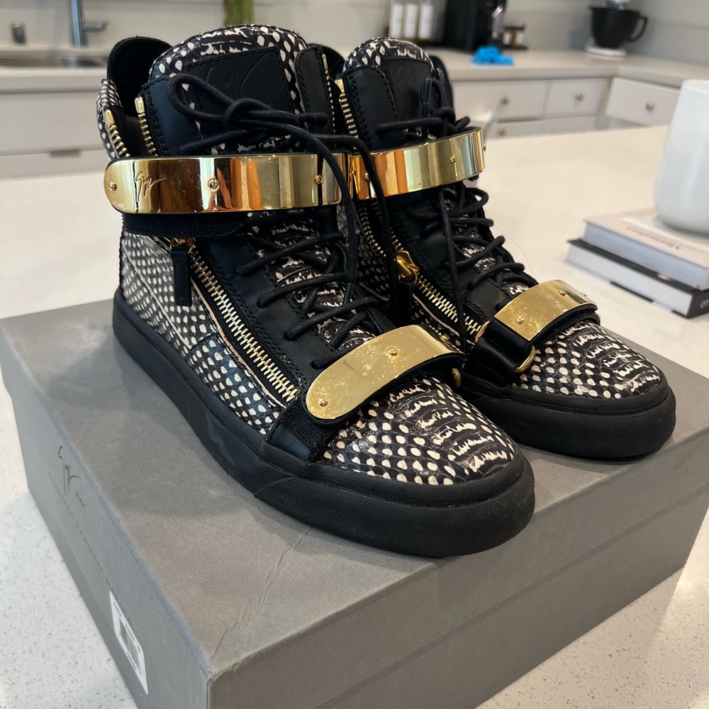 Giuseppe High Top Sneaker Size 9 / 42 Mens - Black and White with Gold Hardware